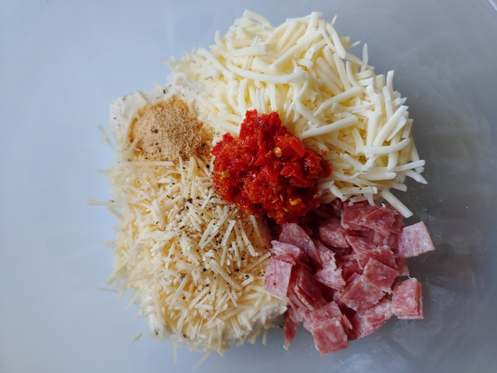 Ingredients for Cheesy Baked Spicy Italian Dip