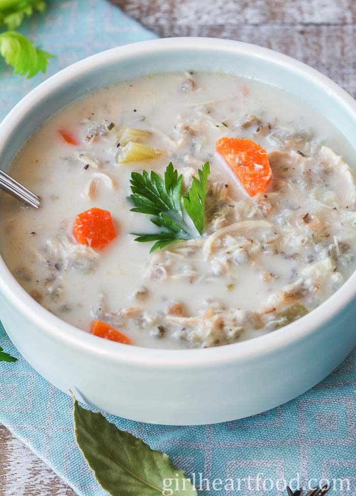 Easy Slow Cooker Chicken and Rice Soup